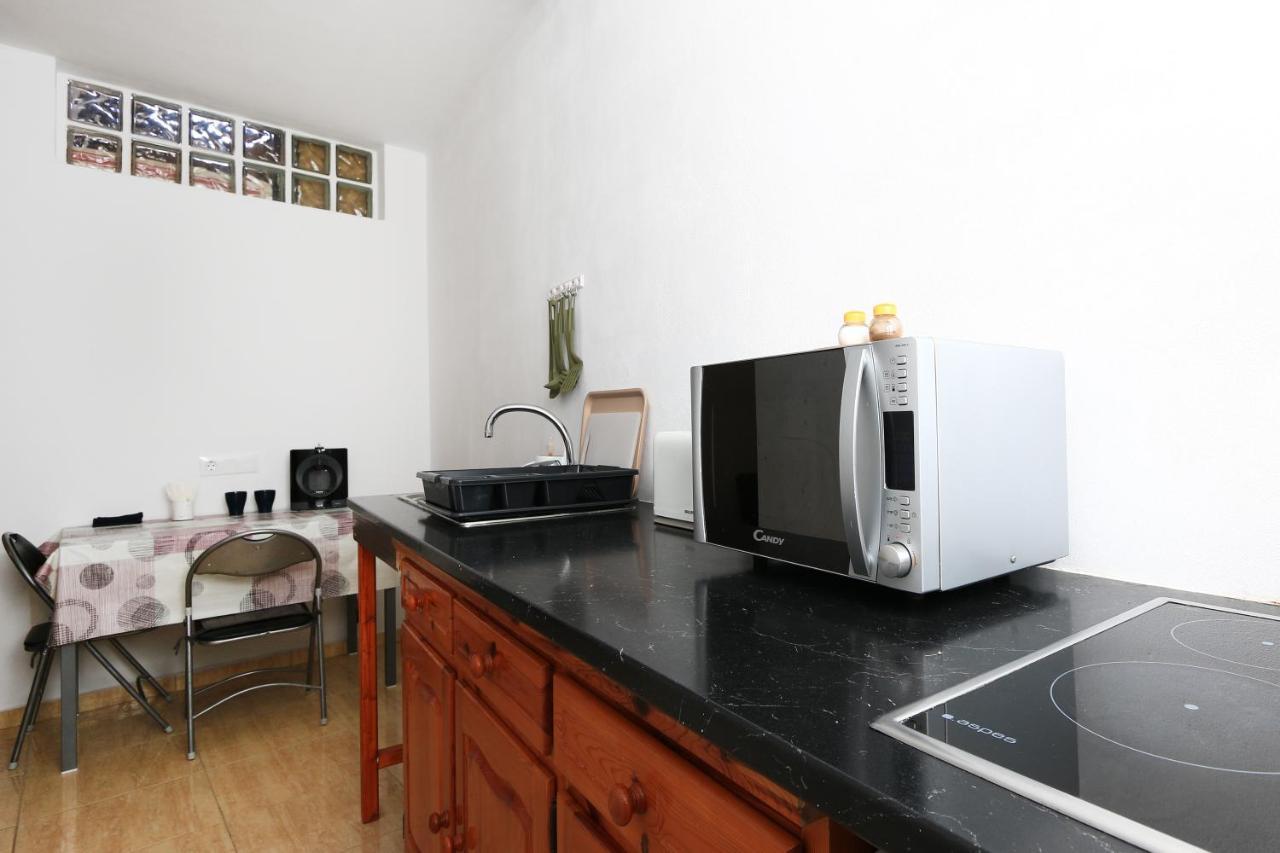 Holiday Apartment C Lanzarote Arrecife  Exterior photo